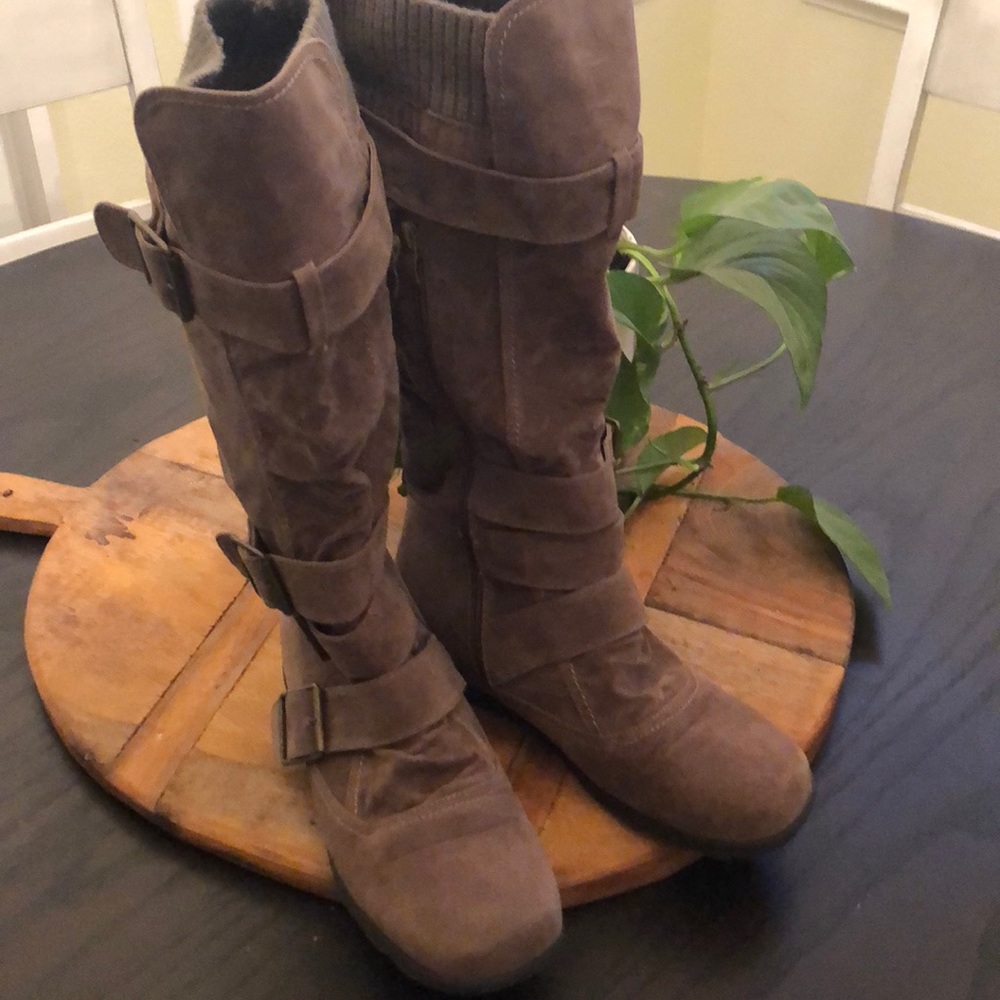 Brown boots